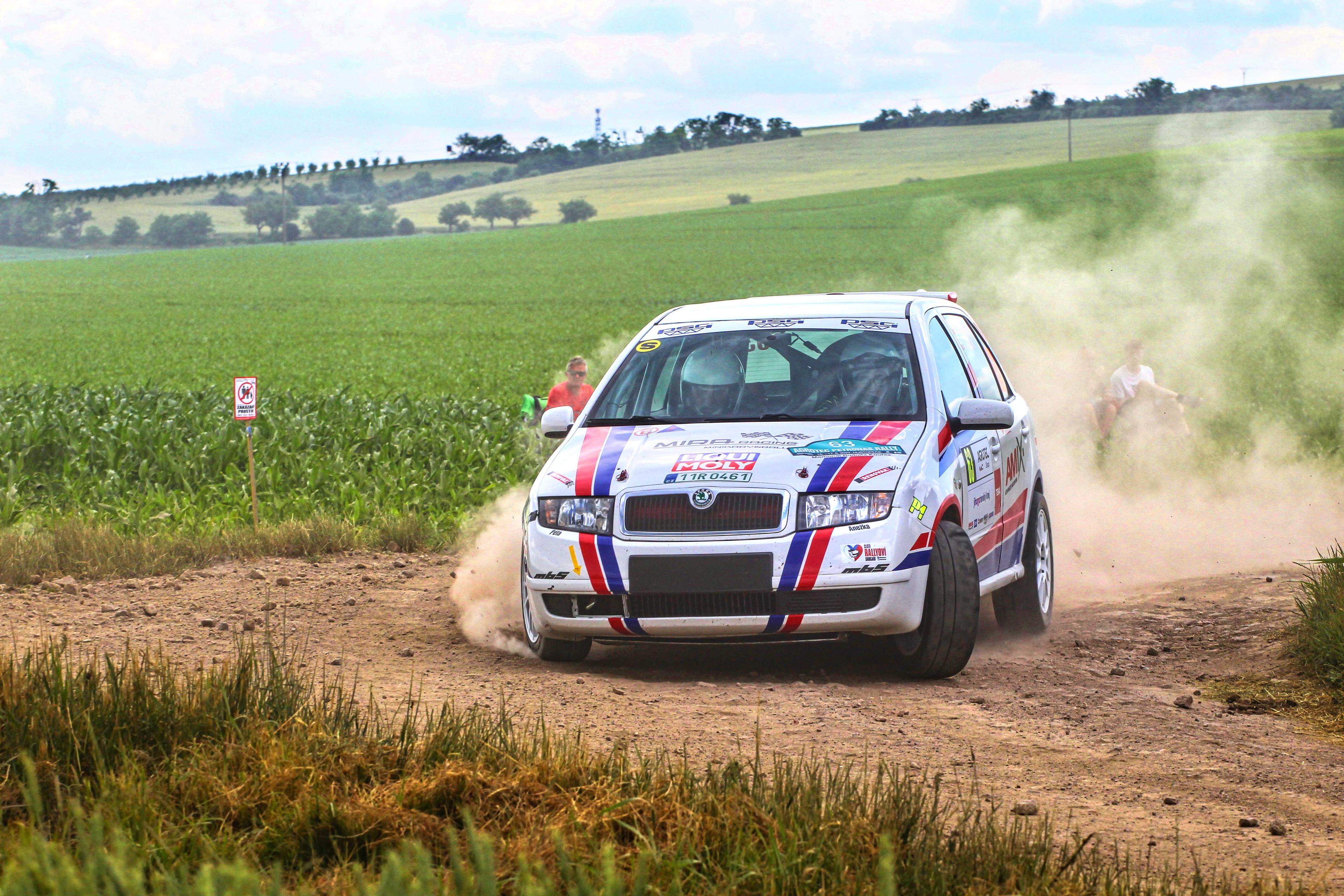 Eliška Slavíková: Nikdo nečekal, že budu závodit. Původně jsem měla jen podržet minikáru