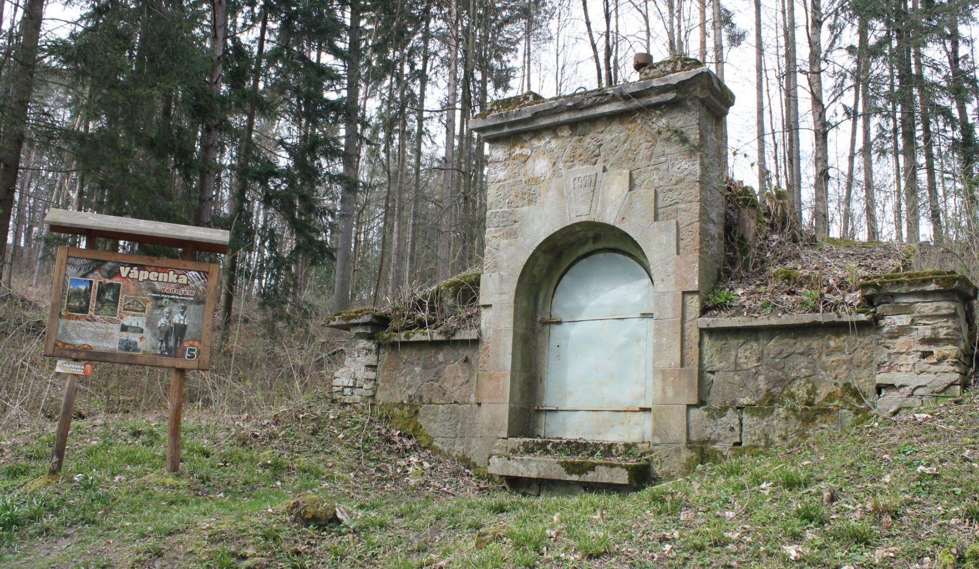 Toulky Rychnovskem: Skuhrov nad Bělou