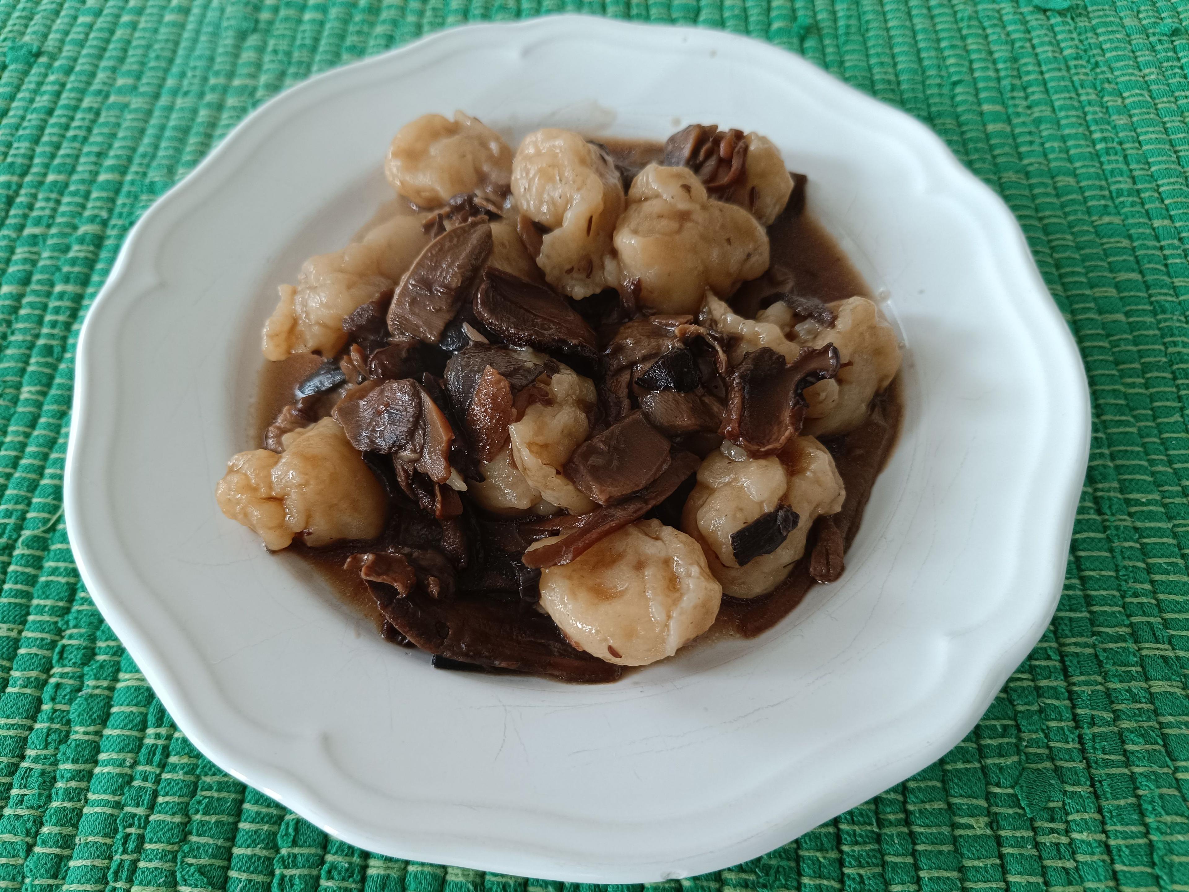 Recepty z hor: hop do vody s houbami