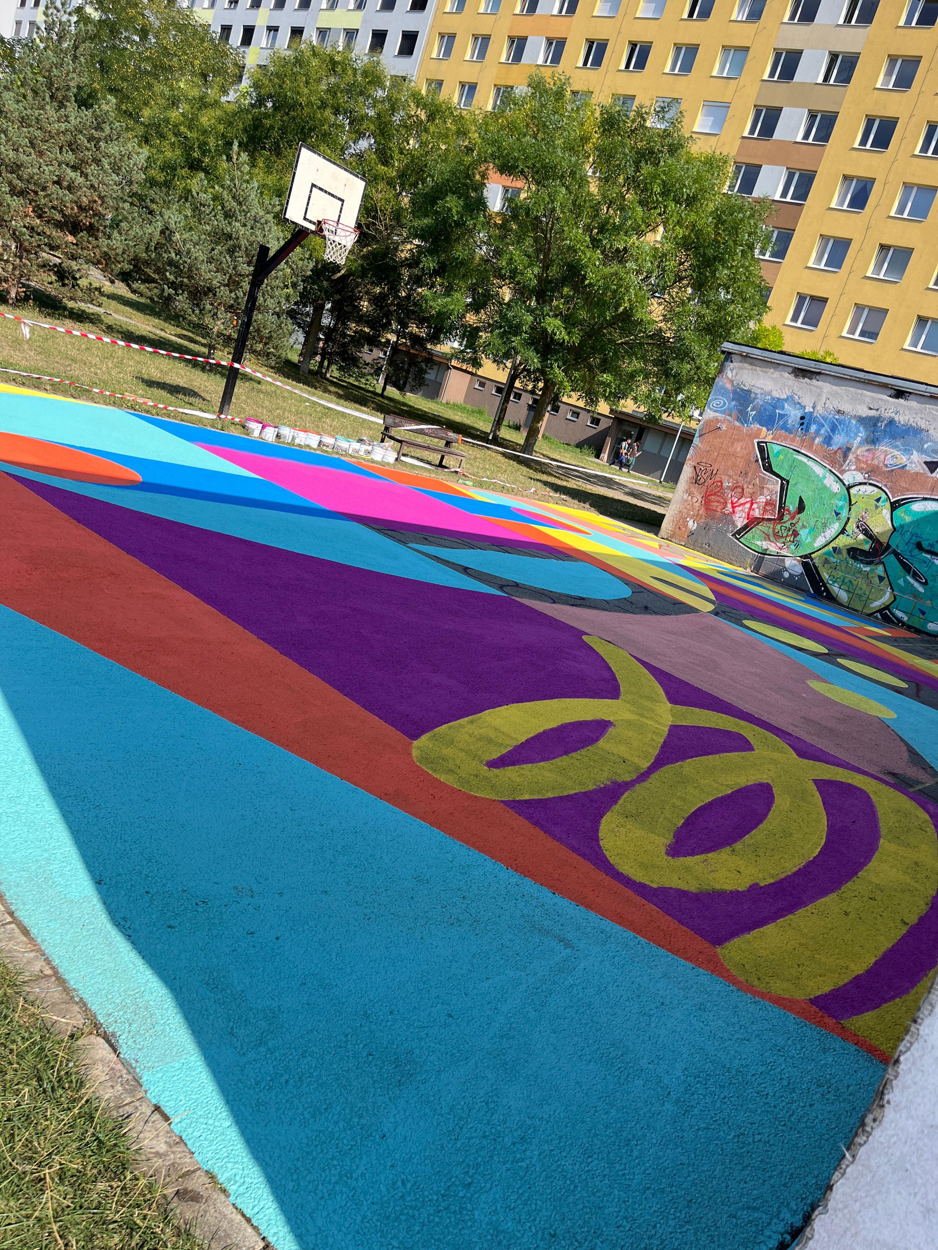 Boleslavské ulice oživila nová streetartová díla