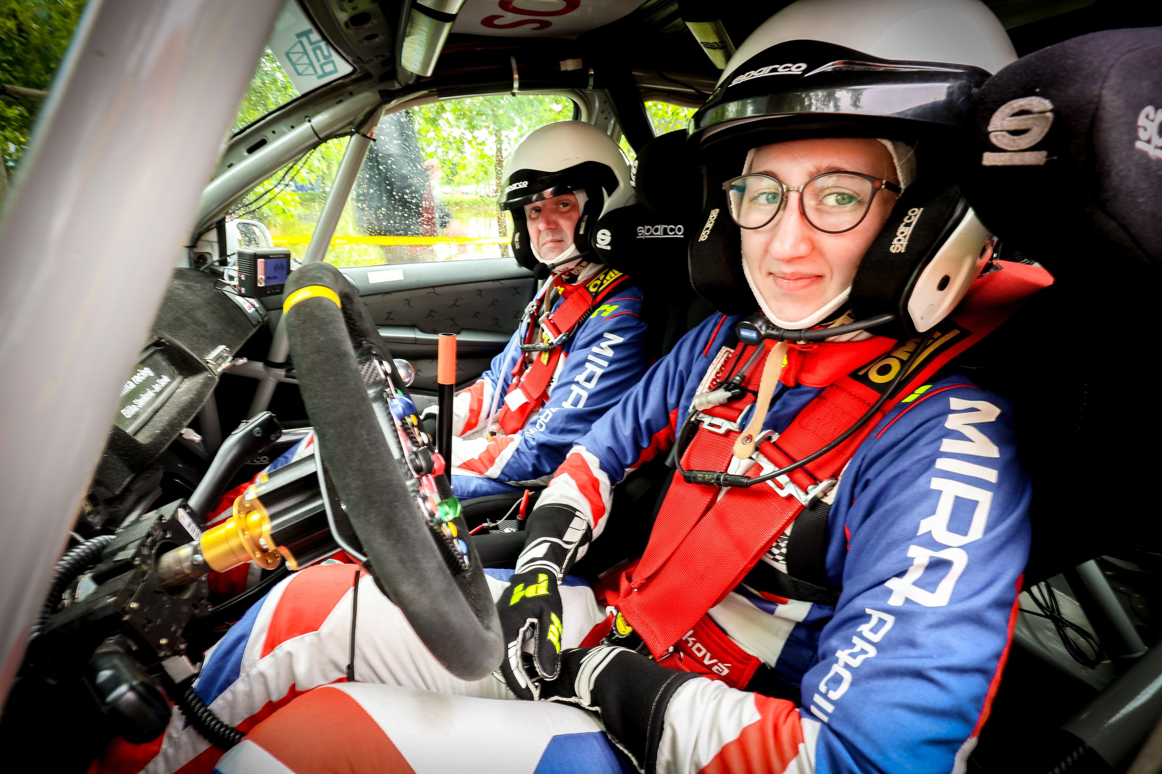 Eliška Slavíková: Nikdo nečekal, že budu závodit. Původně jsem měla jen podržet minikáru