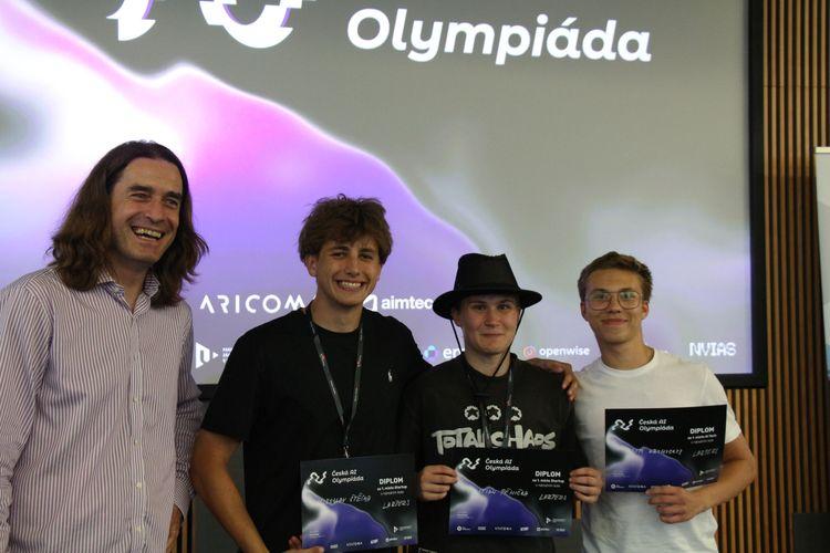 Kdybychom něco udělali jinak, nedopadlo by to takhle. Studenti boleslavské průmyslovky vyhráli AI olympiádu