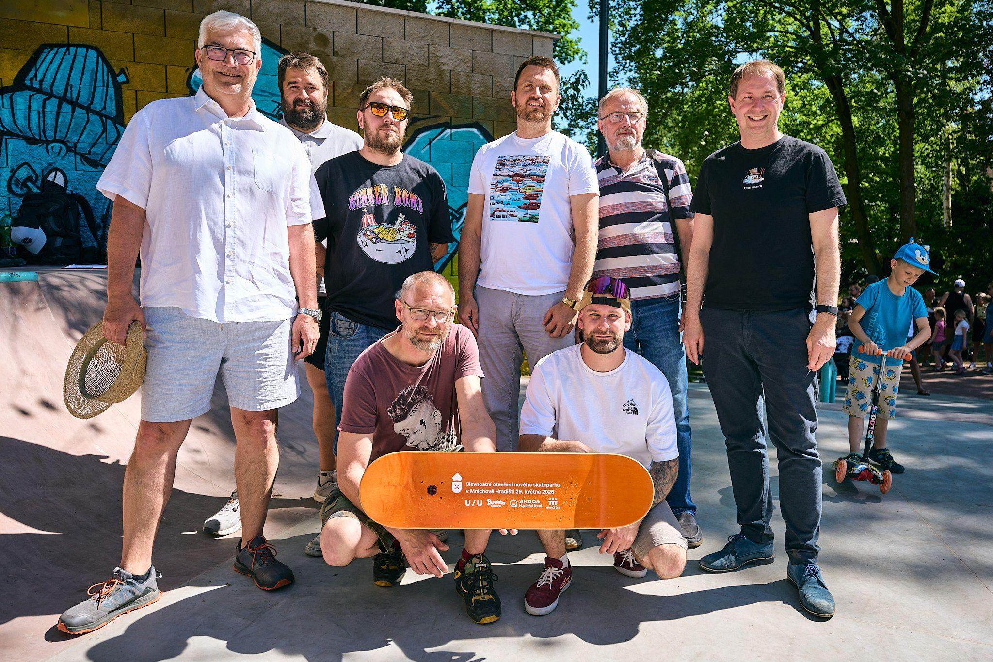 Od starých plechů k modernímu betonu. Mnichovo Hradiště má skatepark špičkových parametrů