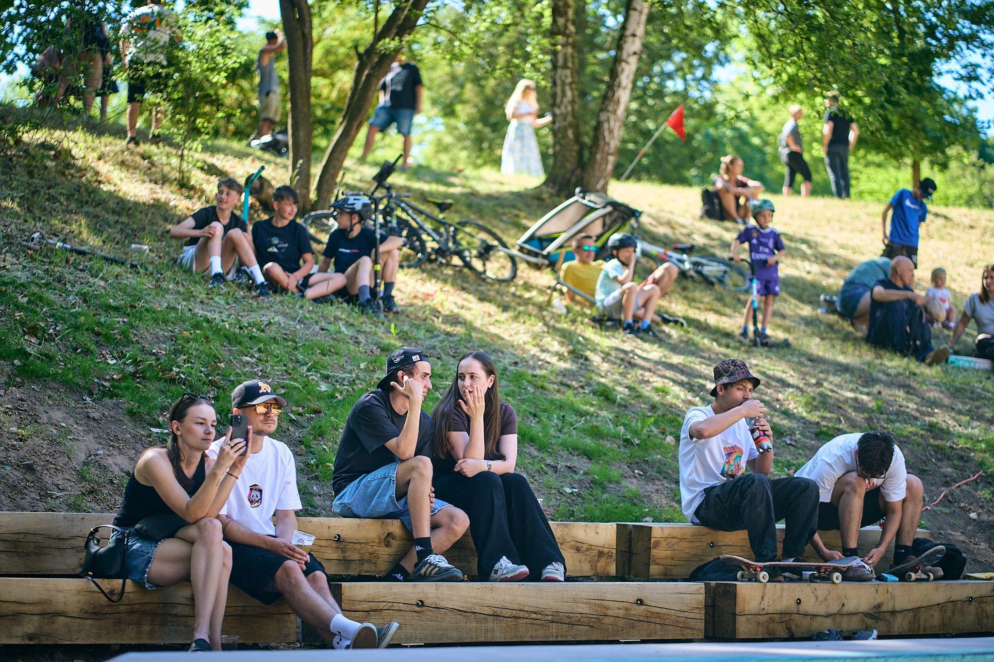 Od starých plechů k modernímu betonu. Mnichovo Hradiště má skatepark špičkových parametrů
