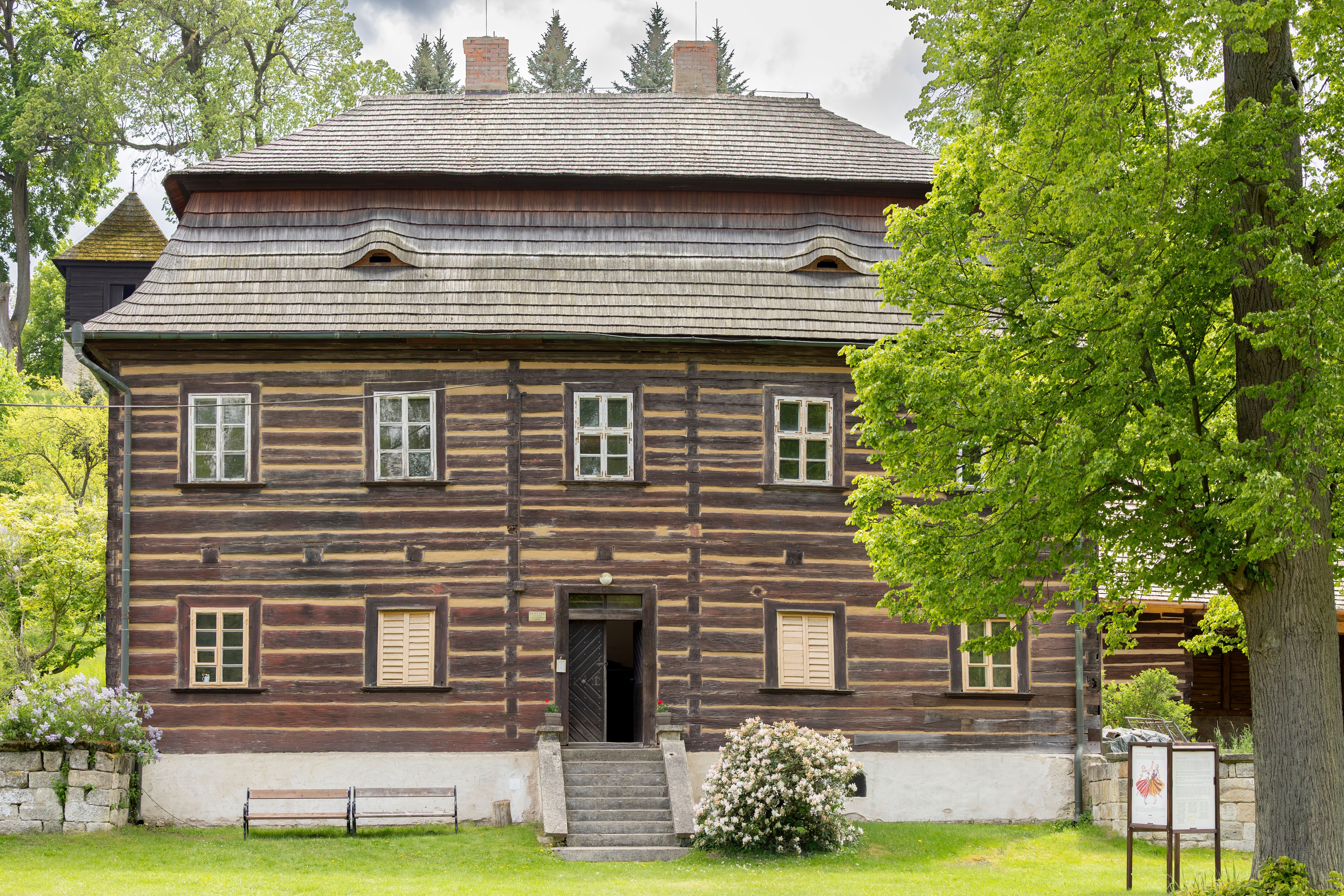 https://fra1.digitaloceanspaces.com/noveregiony/Uvodni_foto_2f8bfe132d.jpg