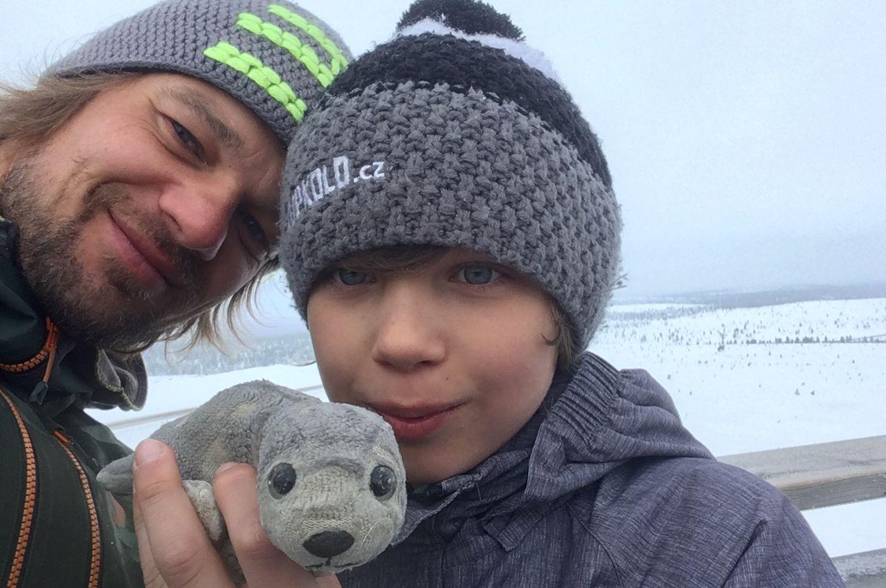 Cestovatelská výprava otce a syna: Lidé si mohou mezi sebou předávat čas a zážitek