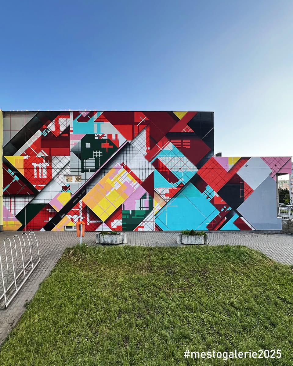 Robotický umělec v Boleslavi poodhalil budoucnost