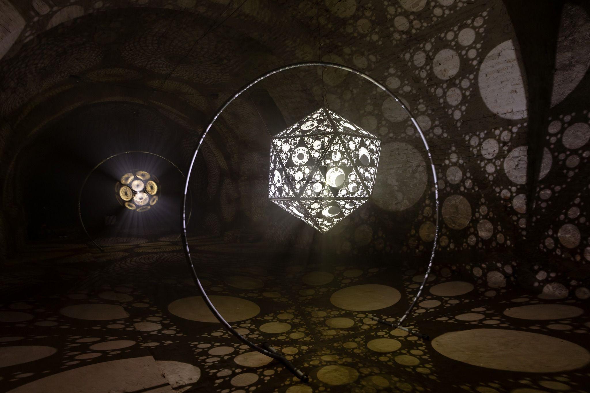 Když město promluví světlem: Maják rozzářil Bělou pod Bezdězem