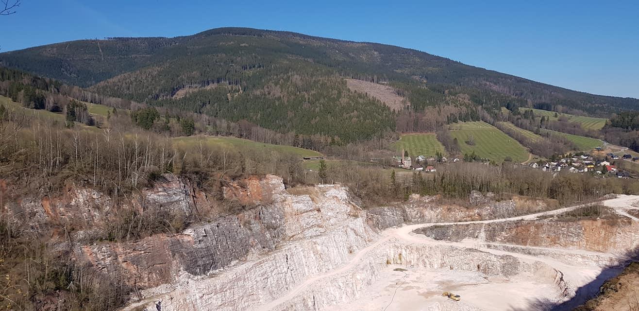 Fenomén: nejdelší středoevropská lanovka spojuje Černý Důl a Kunčice nad Labem