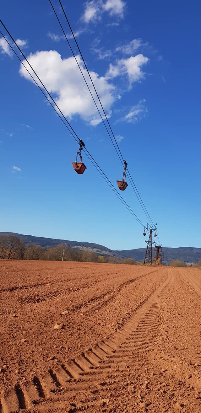 Fenomén: nejdelší středoevropská lanovka spojuje Černý Důl a Kunčice nad Labem