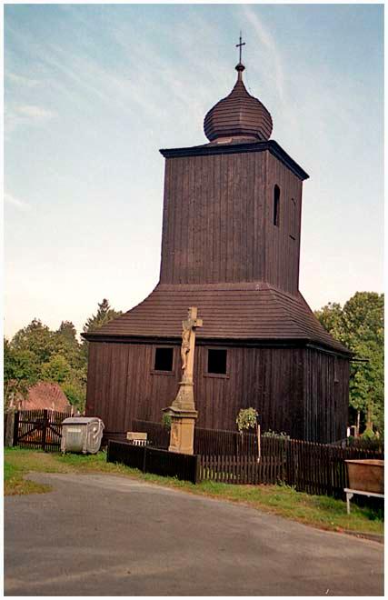 Dřevěná zvonice u kostela Sv. Petra a Pavla v Liberku, Credit: Zdeněk Pražák