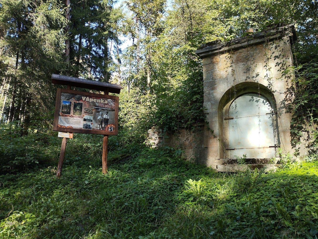 Skuhrov nad Bělou: krajina plná příběhů